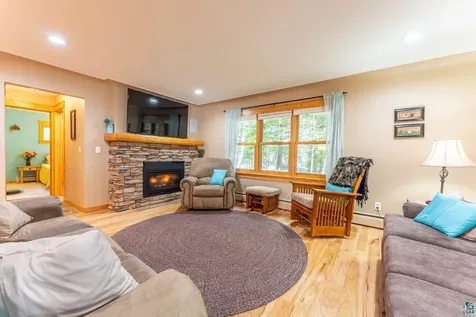 8947 E Wakemup Village Road Cook MN 55723
