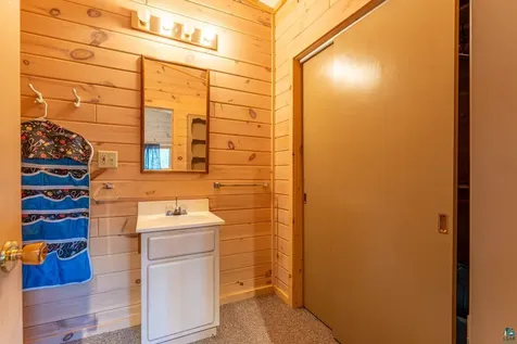 8947 E Wakemup Village Road Cook MN 55723