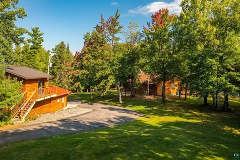 8947 E Wakemup Village Road Cook MN 55723