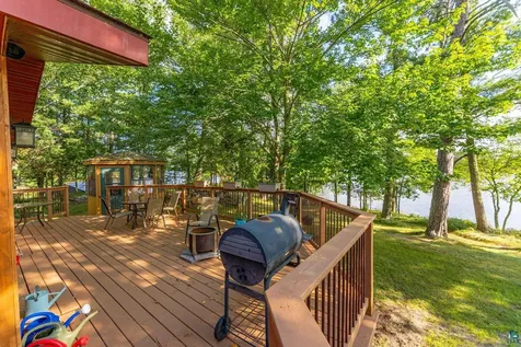 8947 E Wakemup Village Road Cook MN 55723