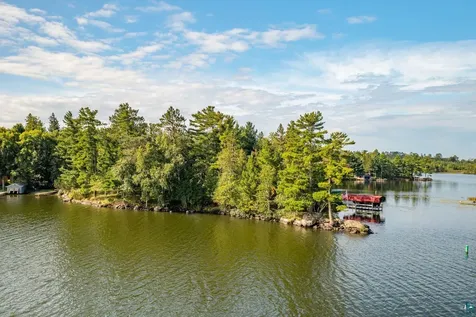 8947 E Wakemup Village Road Cook MN 55723