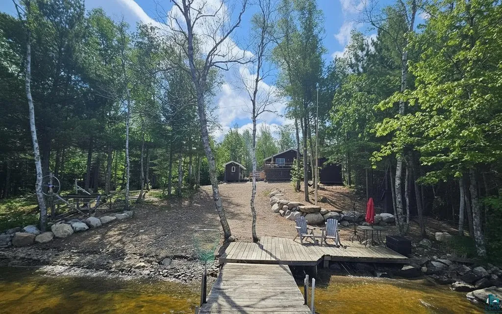 7340 Hinsdale Island Cook MN 55790