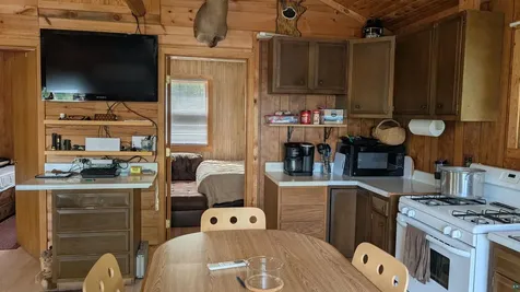 7340 Hinsdale Island Cook MN 55790
