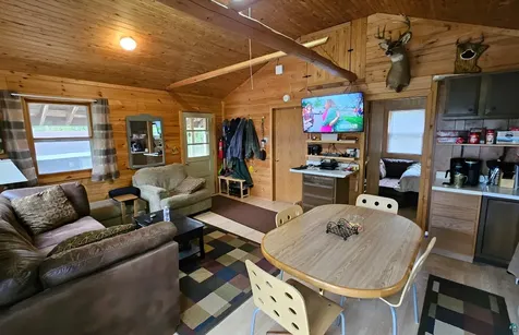 7340 Hinsdale Island Cook MN 55790