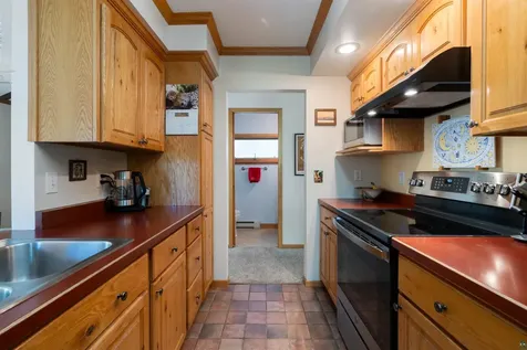 5306 Ivanhoe Street Duluth MN 55804
