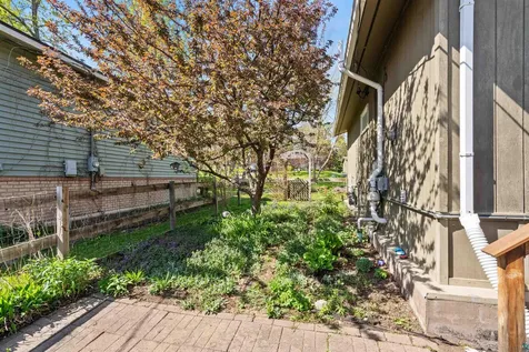 5306 Ivanhoe Street Duluth MN 55804