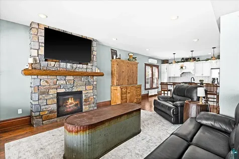 6734 Quiet Shore Trail Wright MN 55798