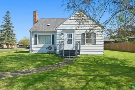 3019 N 21st Street Superior WI 54880