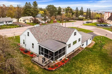1815 Piedmont Avenue Duluth MN 55811