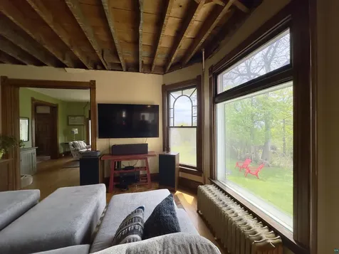 27 S 21st Avenue E Duluth MN 55812-2103