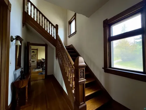 27 S 21st Avenue E Duluth MN 55812-2103