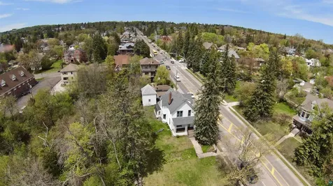27 S 21st Avenue E Duluth MN 55812-2103