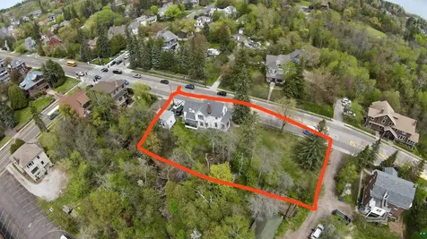 27 S 21st Avenue E Duluth MN 55812-2103