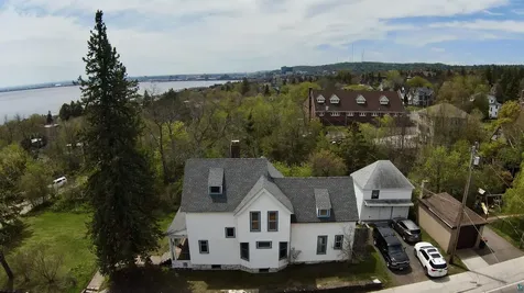 27 S 21st Avenue E Duluth MN 55812-2103
