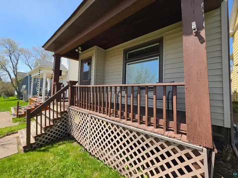 713 E 7th Street Duluth MN 55805
