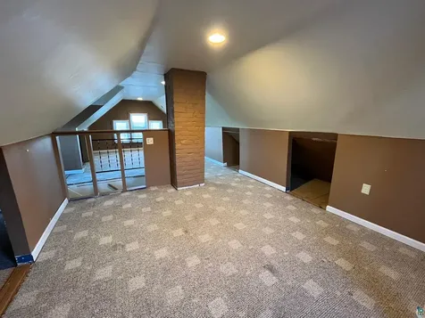 713 E 7th Street Duluth MN 55805