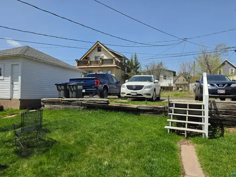 713 E 7th Street Duluth MN 55805