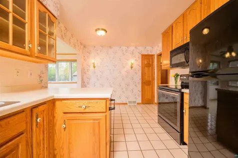 5014 Avondale Street Duluth MN 55804