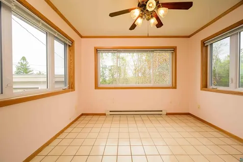 5014 Avondale Street Duluth MN 55804