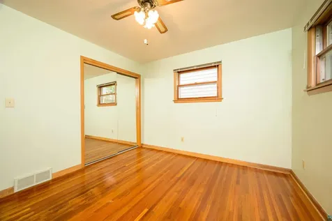 5014 Avondale Street Duluth MN 55804