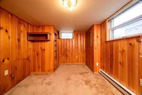 5014 Avondale Street Duluth MN 55804