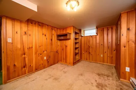 5014 Avondale Street Duluth MN 55804