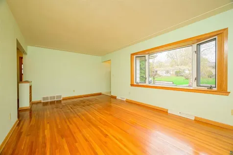 5014 Avondale Street Duluth MN 55804