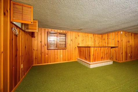 5014 Avondale Street Duluth MN 55804