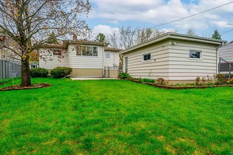 5014 Avondale Street Duluth MN 55804