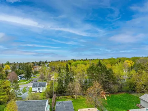 5014 Avondale Street Duluth MN 55804