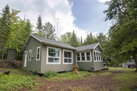 89 Boulder Boulevard Hovland MN 55606