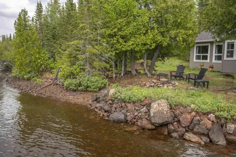 89 Boulder Boulevard Hovland MN 55606