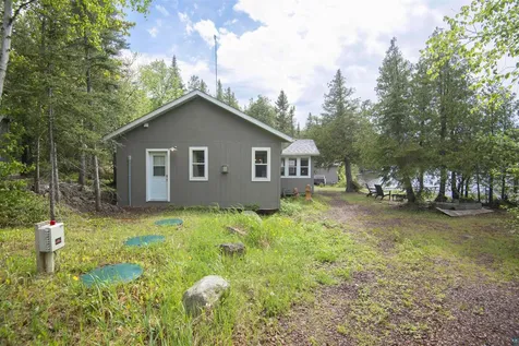 89 Boulder Boulevard Hovland MN 55606