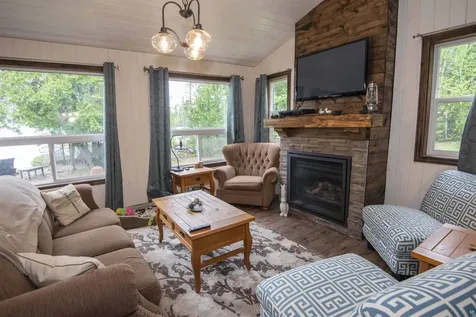 89 Boulder Boulevard Hovland MN 55606