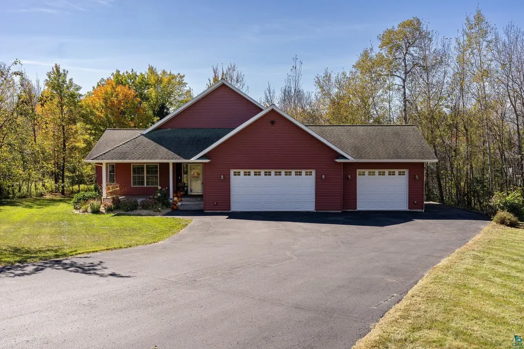 23 Amanda Drive Esko MN 55733