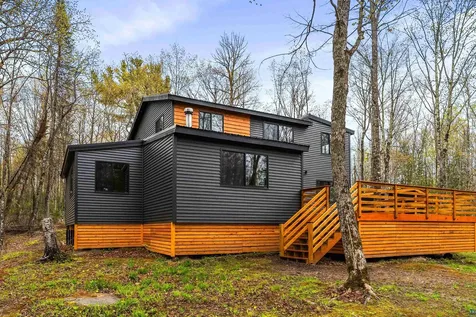 5915 Old Miller Trunk Highway Duluth MN 55811