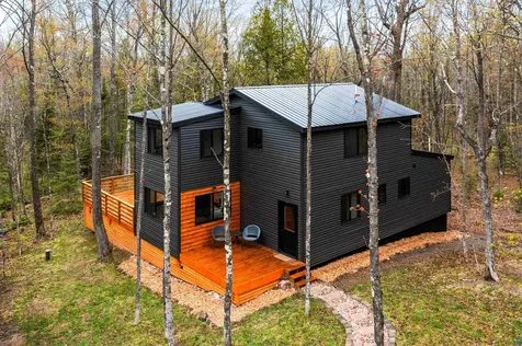 5915 Old Miller Trunk Highway Duluth MN 55811