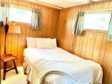 10493 Lake Drive Hibbing MN 55742