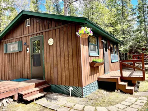 10493 Lake Drive Hibbing MN 55742