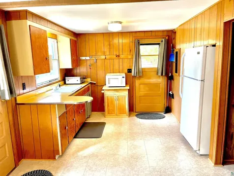 10493 Lake Drive Hibbing MN 55742