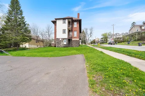 1432 E 4th Street Duluth MN 55805