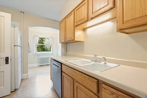 1931 E Superior Street Duluth MN 55812