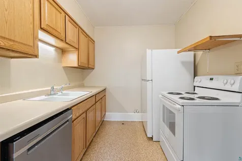 1931 E Superior Street Duluth MN 55812