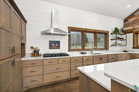 6164 Kennedy's Landing Road Silver Bay MN 55614