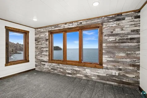 6164 Kennedy's Landing Road Silver Bay MN 55614