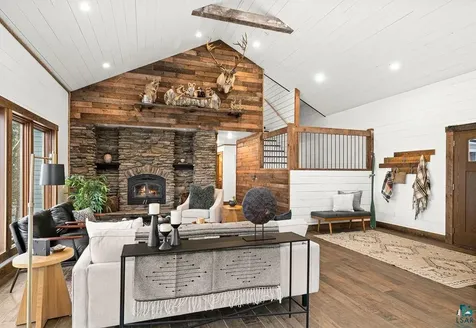6164 Kennedy's Landing Road Silver Bay MN 55614