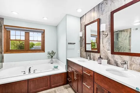 4851 Adrian Lane Hermantown MN 55811