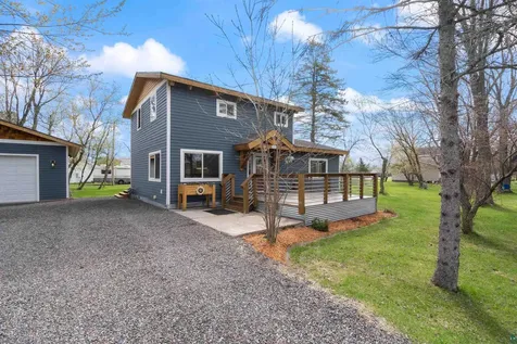 1815 E 12th Street Superior WI 54880