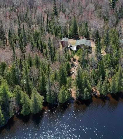 109 Tom Overlook Trail Hovland MN 55606