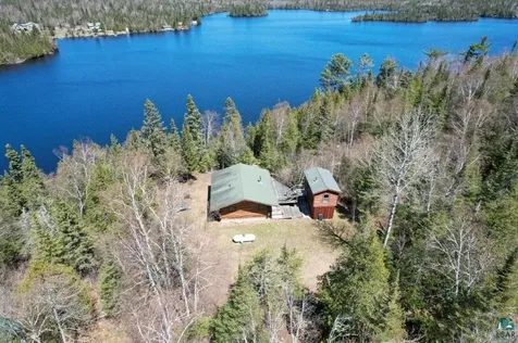 109 Tom Overlook Trail Hovland MN 55606